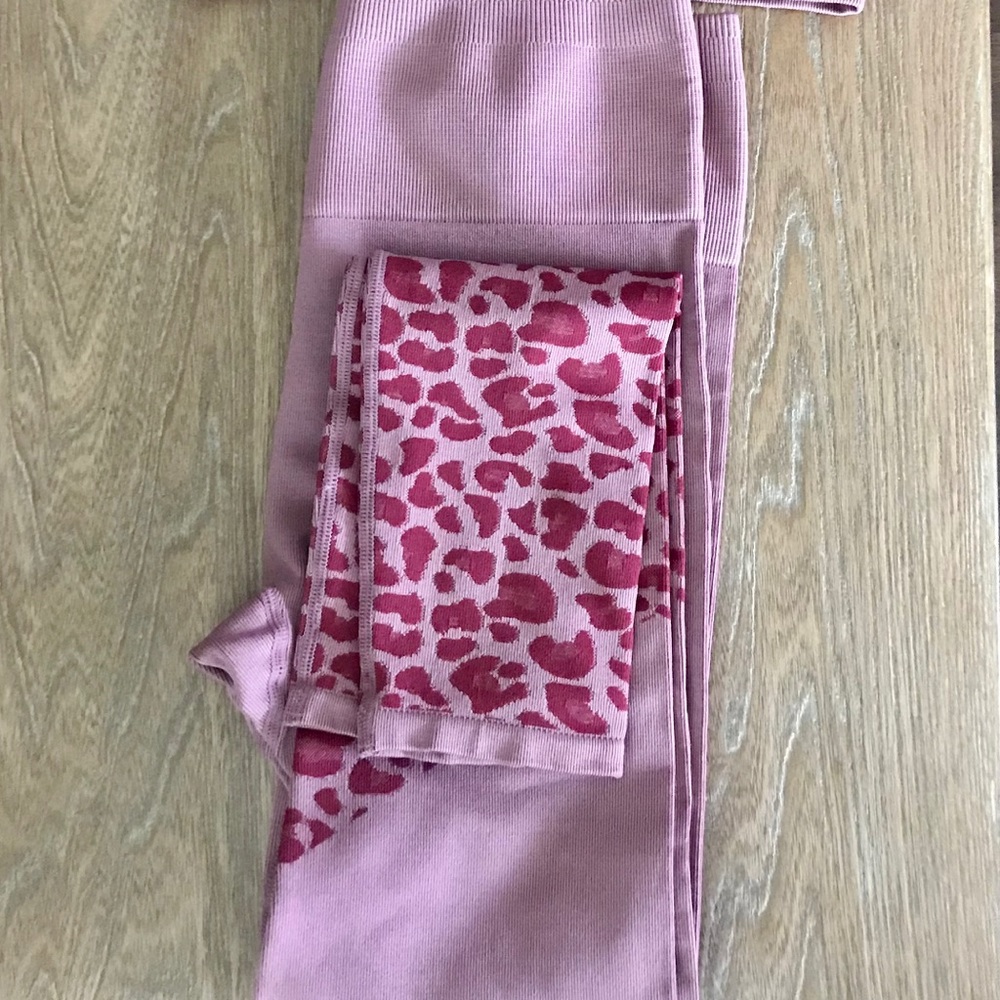 Pale pink fabletics set